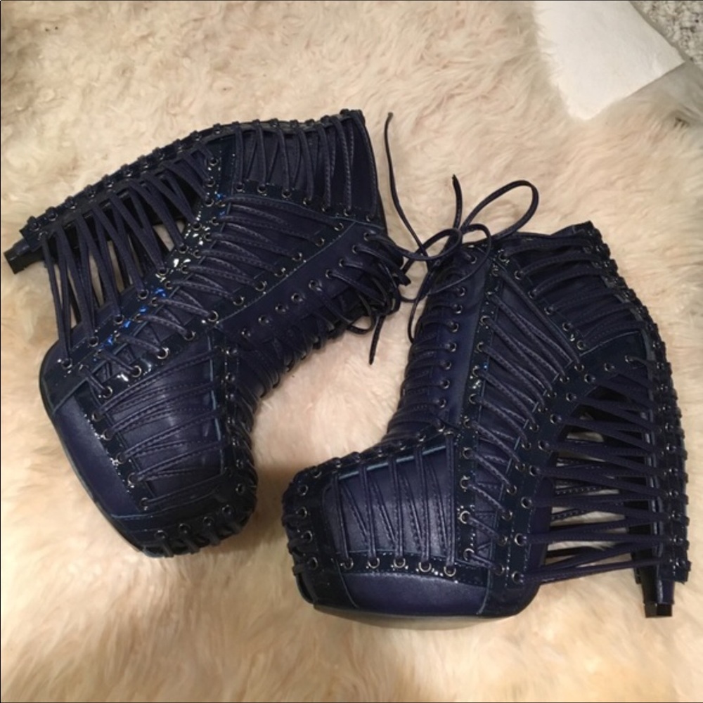 🐲 ISO 🐲 Not Selling 🐲